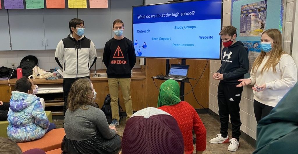 All Eden Prairie students and staff will be wearing masks until Jan. 27 in an attempt to mitigate the COVID-19 omicron variant. Photo by Juliana Allen