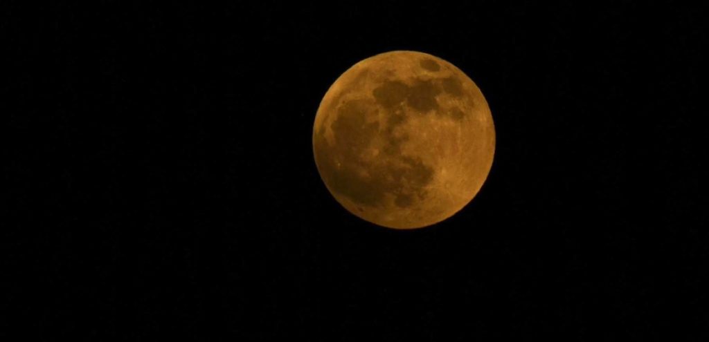 The view of the total lunar eclipse taken at SouthWest Station in Eden Prairie. Photo by Babar Khan