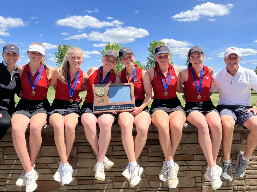 The EP girls' golf team poses following capturing the Section 2AAA title. Photo courtesy of EP girls' golf