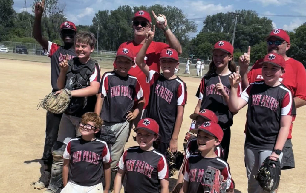 The EP Walleyes posing for a picture after winning the 2022 youth baseball league championship.