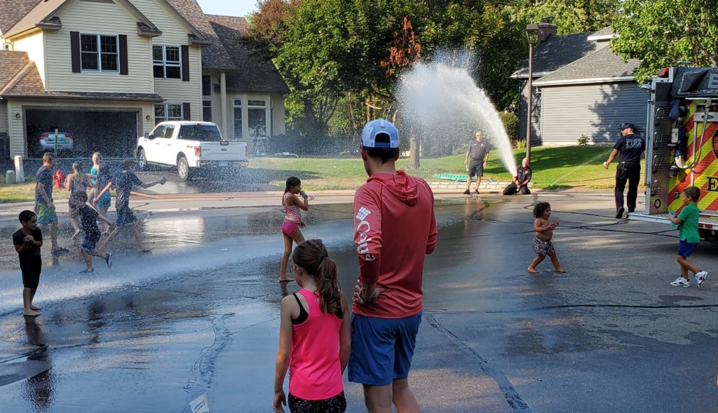 A look at the Night to Unite neighborhood gathering Tuesday night on Westhill Pointe in Eden Prairie. Photo by Amy Nylander

