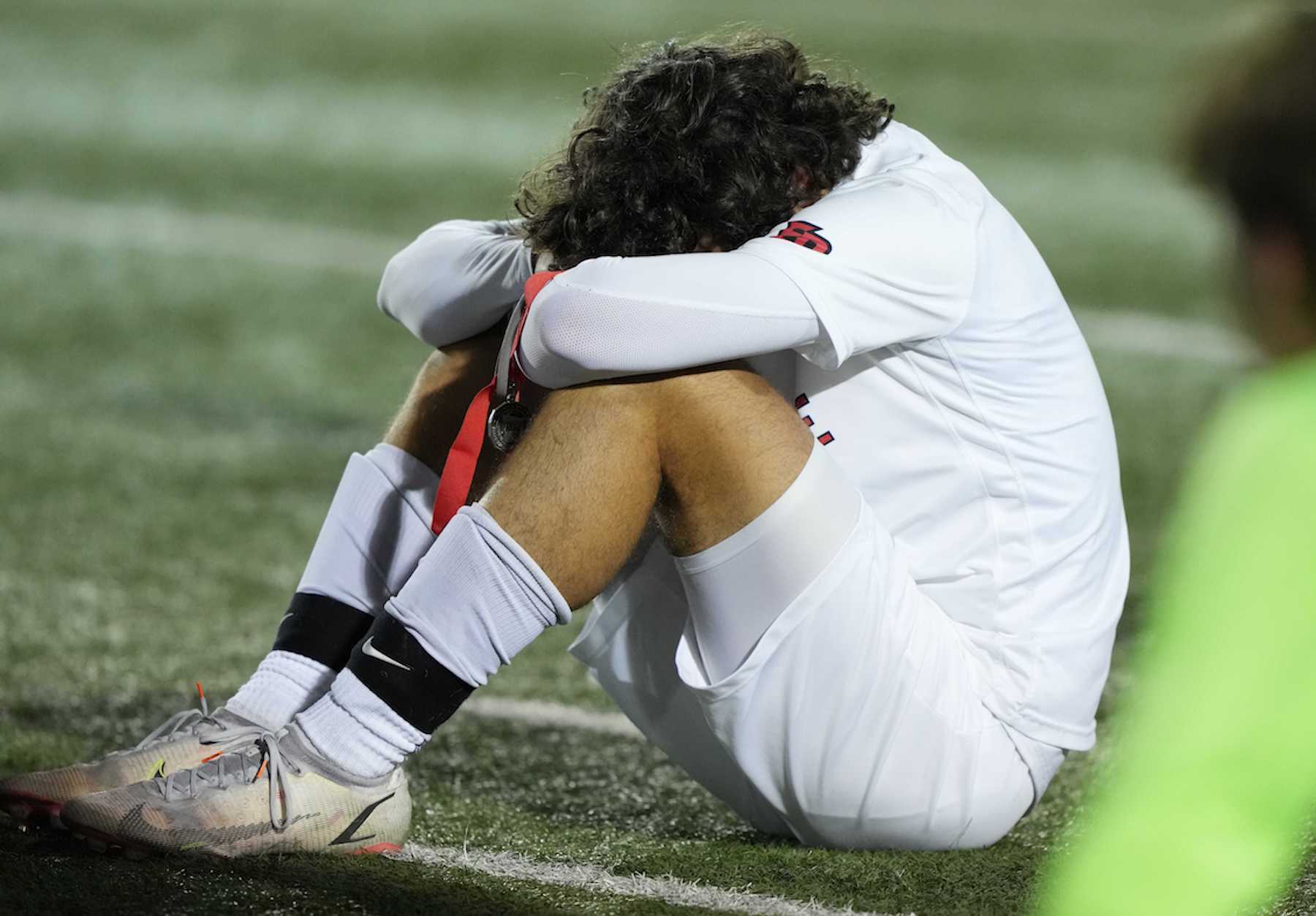 Eagles boys soccer eliminated in section finals