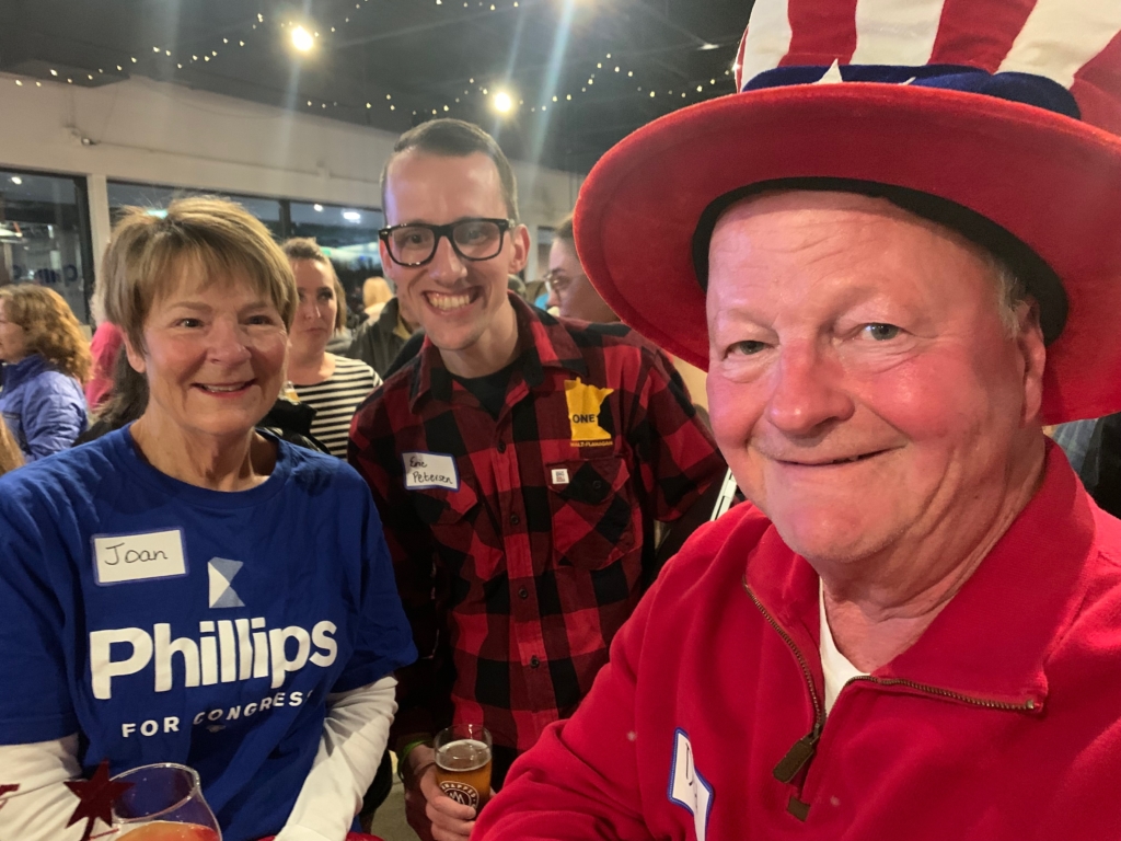 Joan Anderson (left) and David Anderson (right). Eric Petersen in center