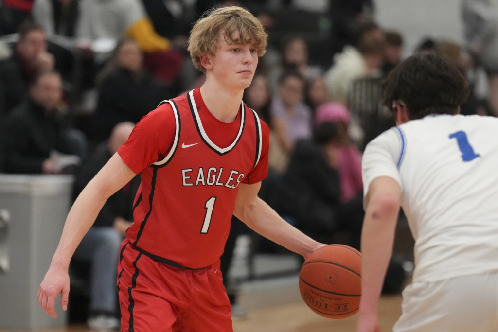 Tough weekend for Eagles with losses to No. 3 Hopkins and No. 2 Lakeville North