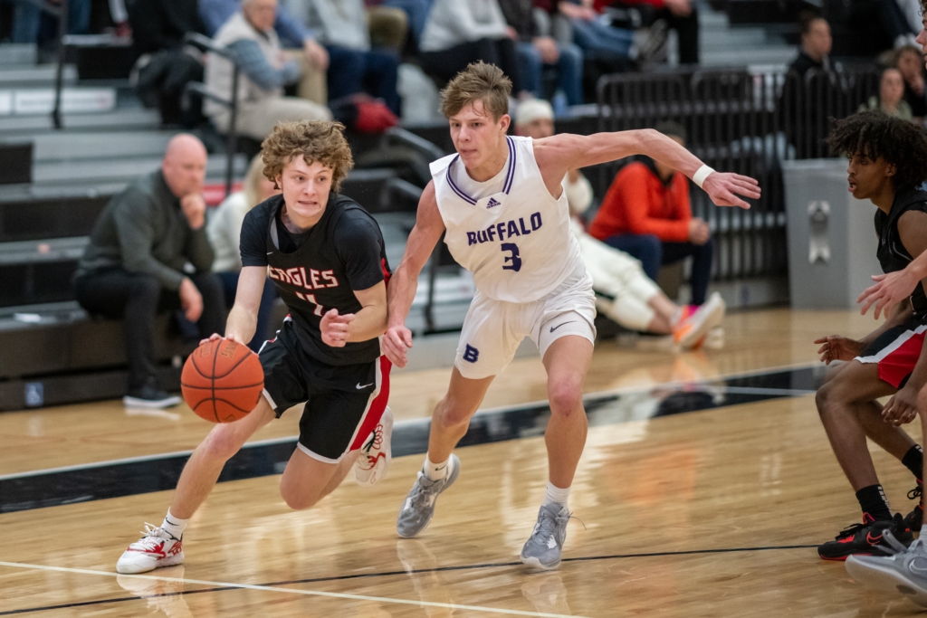 Buffalo bounces Eagles in Lake Conference battle