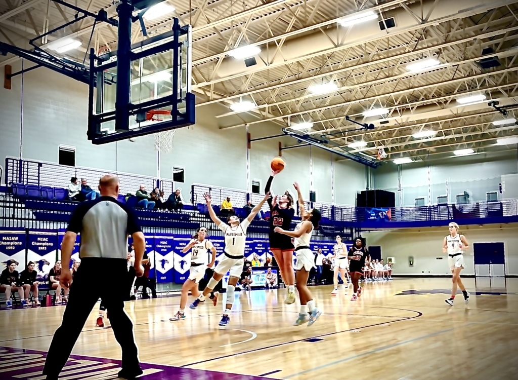 Eagles top Mahtomedi in MLK Classic