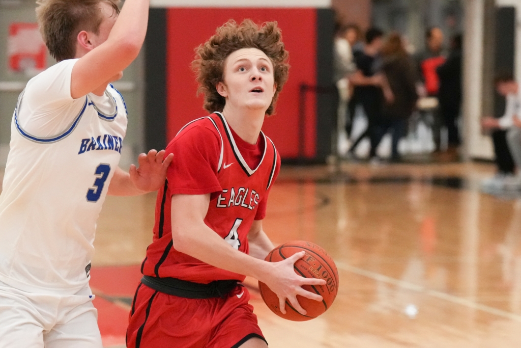 SPORTS UPDATE: No. 4 Eagles outlast Brainerd