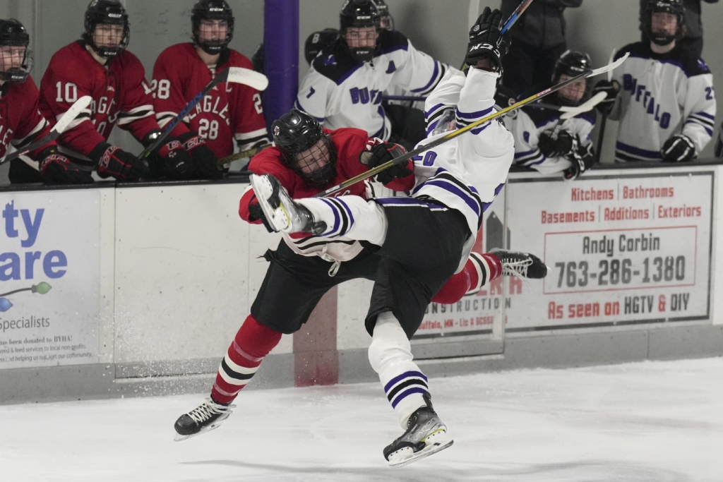 Eagles 'outwork the bounces' to beat Buffalo in regular season finale