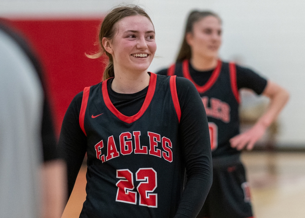 Fritz reaches lofty mark as Eagles down Edina in section quarterfinals