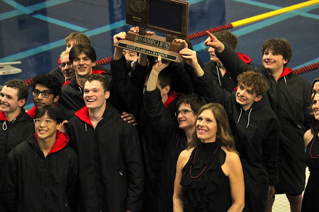 The Eden Prairie High School Boys Swim and Dive 2023 Minnesota Class AA state championship team. Photo by John Folks 