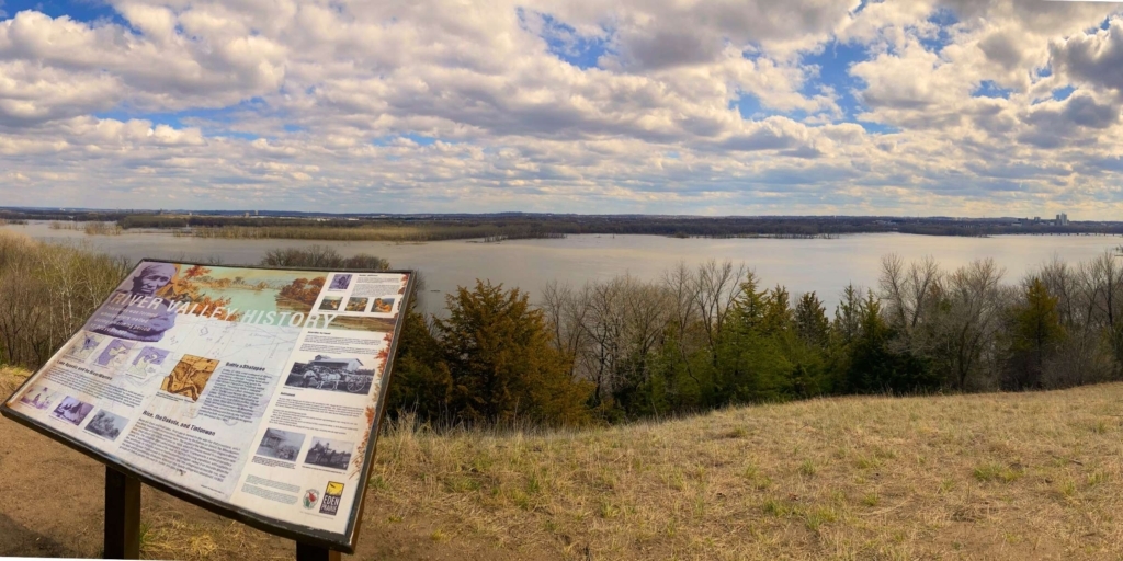 A new, long-range plan will address Eden Prairie’s parks, conservation areas, and recreation facilities. One of those is the Richard T. Anderson Conservation Area, the overlook of which (above) provides spectacular vistas of the Minnesota River Valley. Photo by Mark Weber