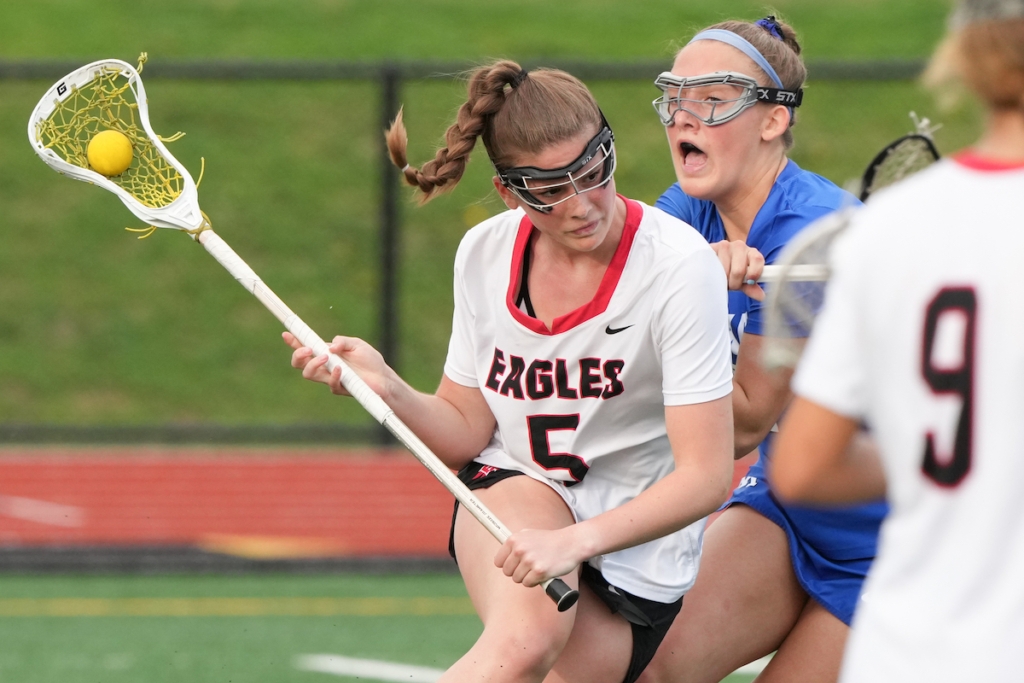 Eagles lacrosse: Girls win, boys lose at home