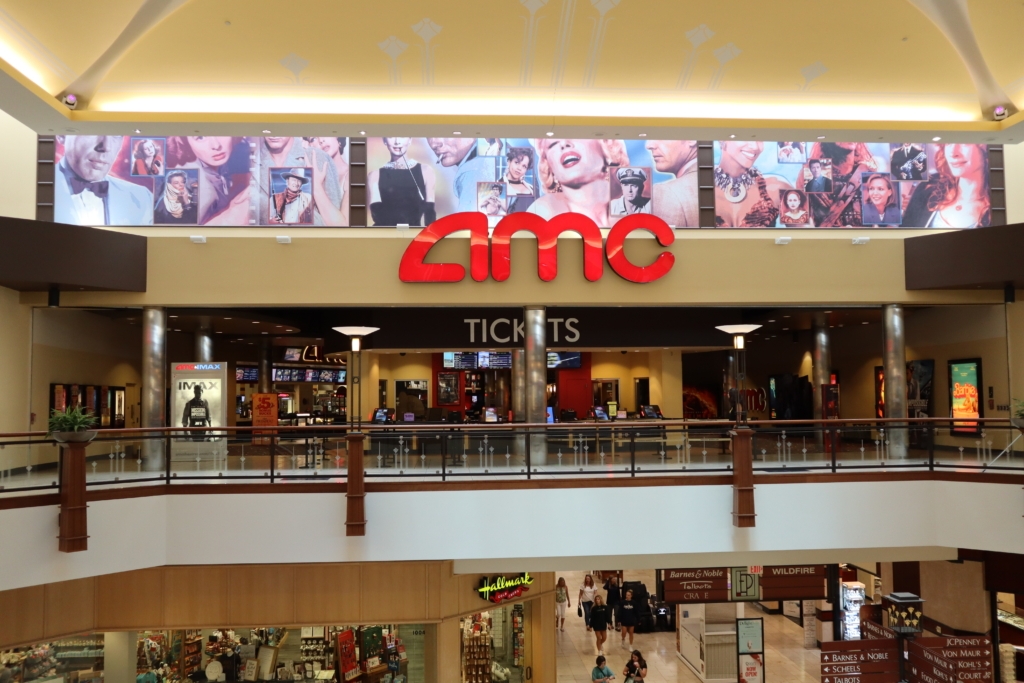 Photo courtesy of Eden Prairie Center.