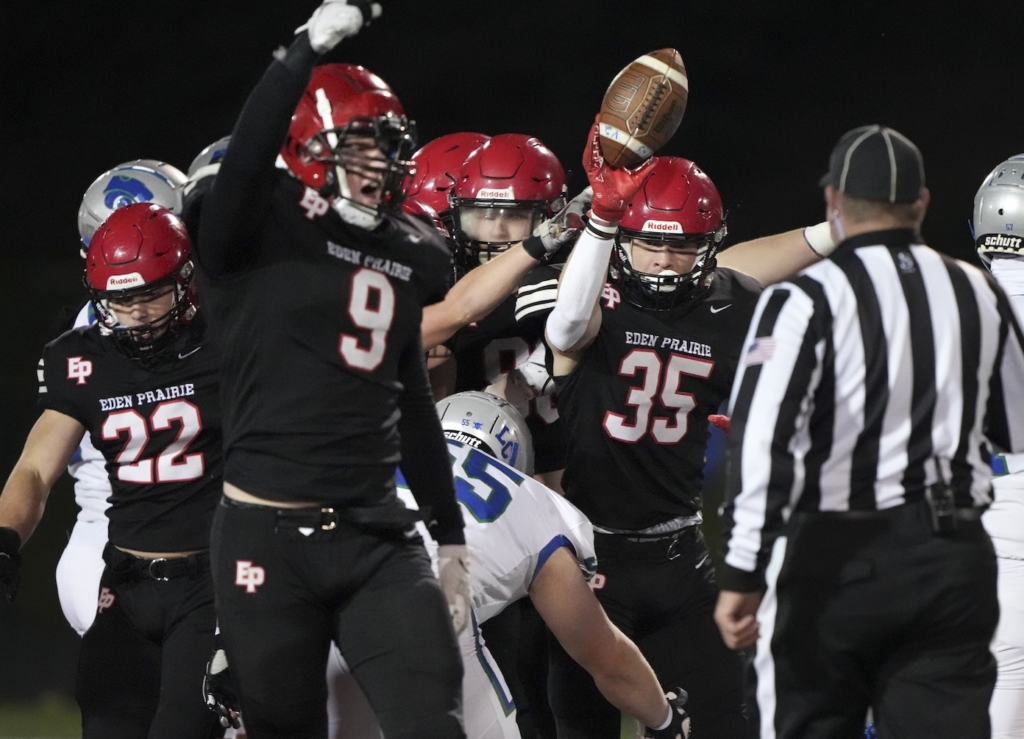 Eagles savor the moments on their way to state quarterfinals