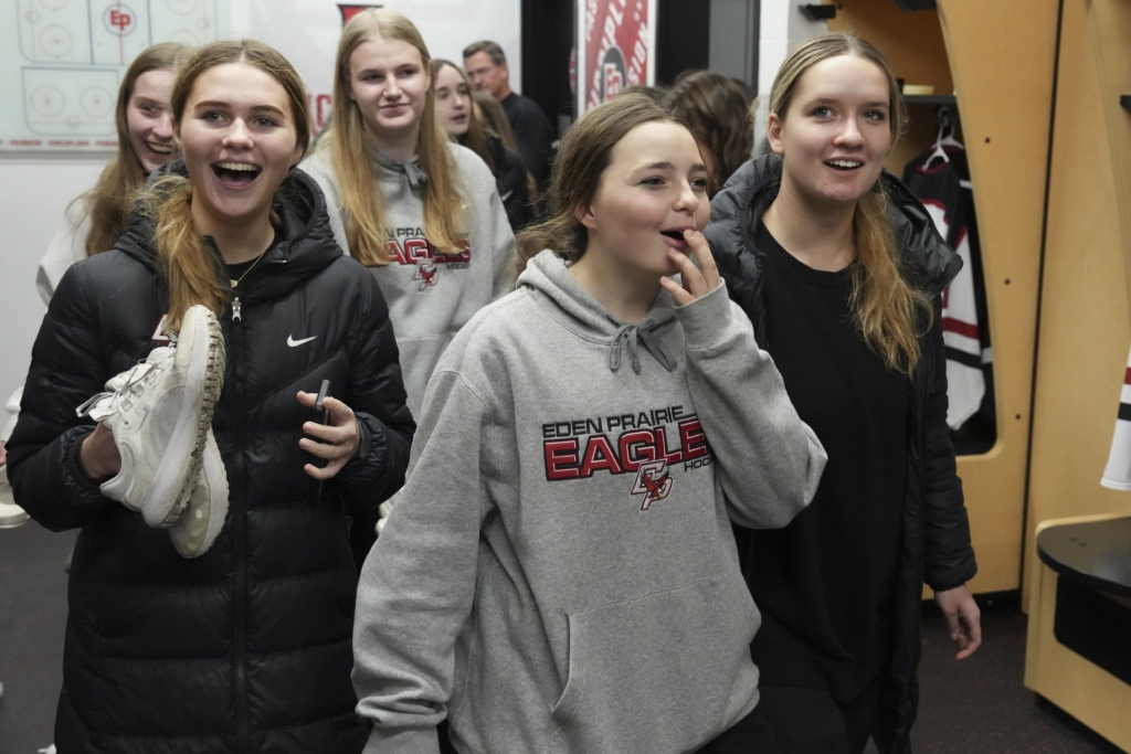 Eden Prairie Legacy Campaign builds on last year's success at the rink