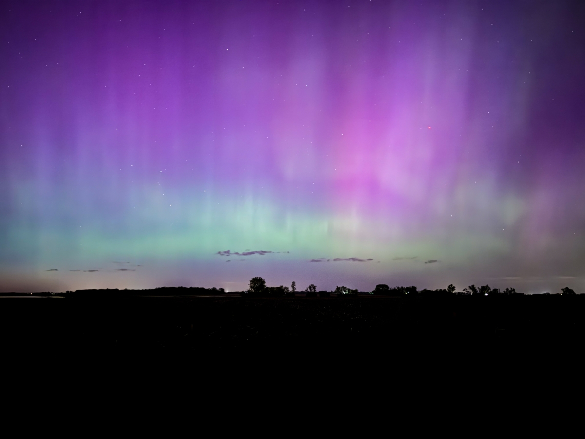 Spectacular Aurora show lights up sky