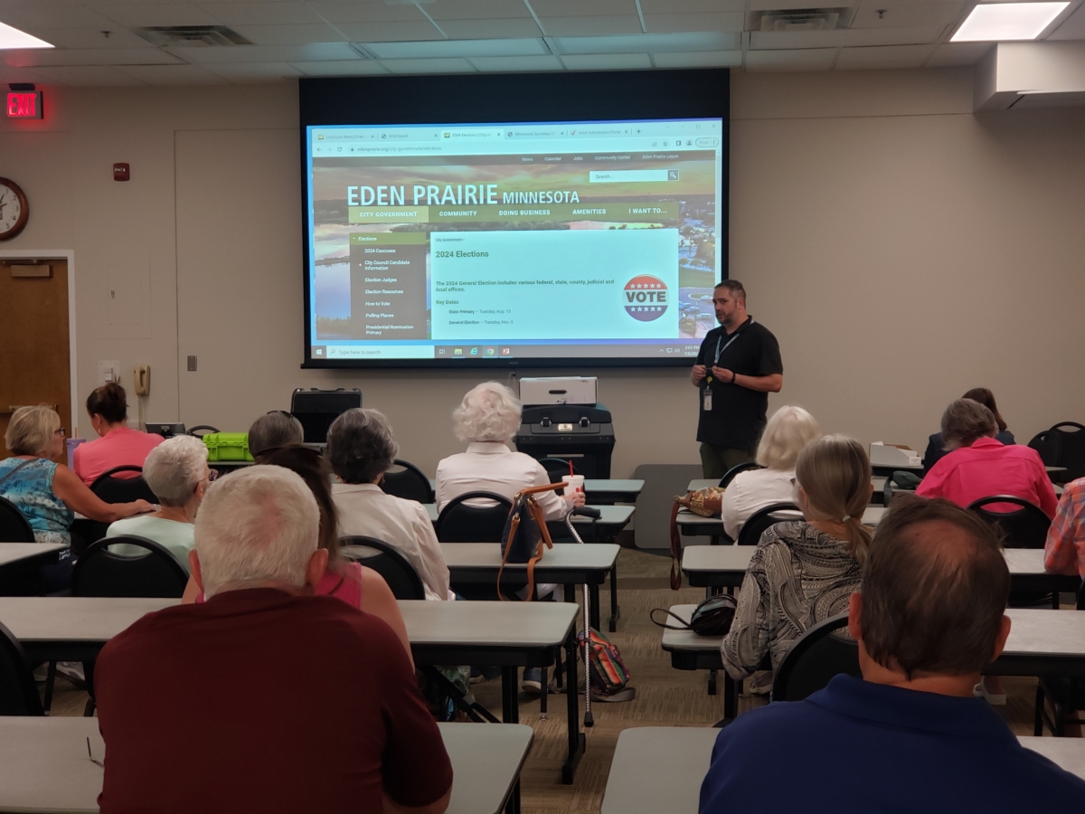 City Clerk David Teigland led election judge training at Eden Prairie City Center on July 8. Over 400 election judges will be trained this summer. Photo by Renee Rushdy