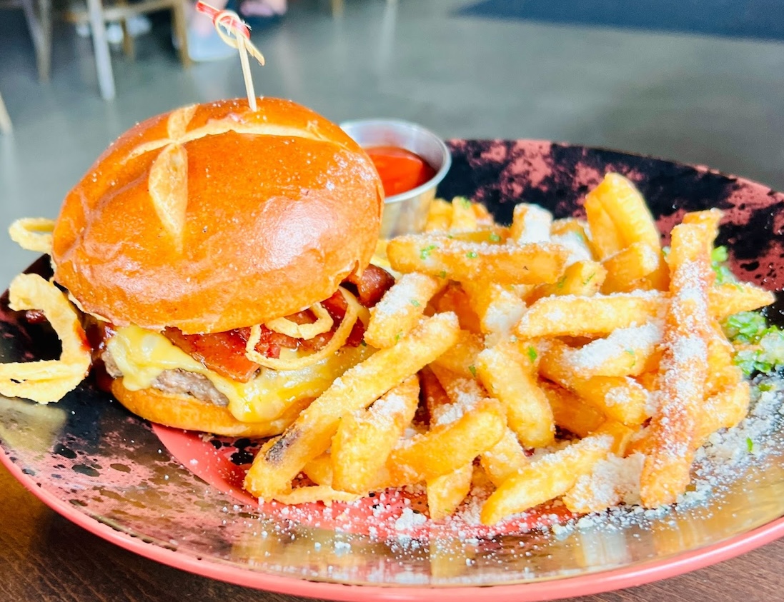 Brick &amp; Bourbon delivers cozy vibes and comfort food in Eden Prairie