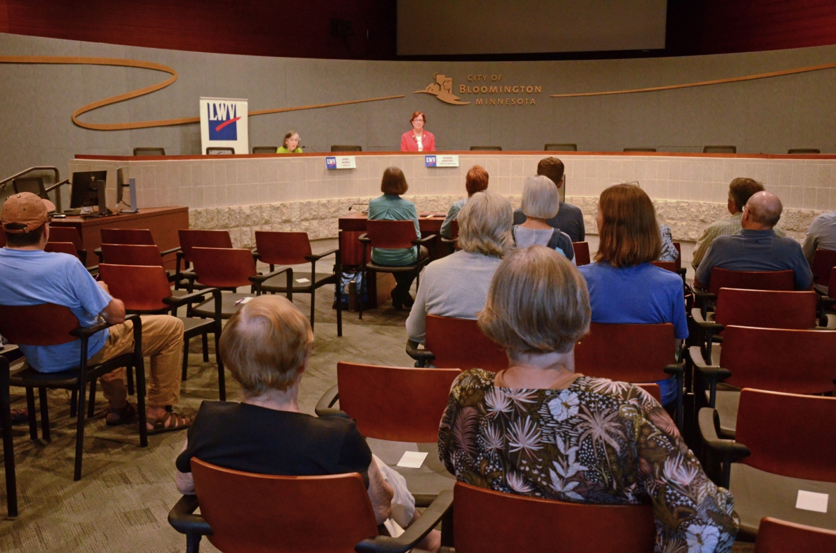 Audience members listened to Hennepin County District 5 commissioner candidate at a Sept. 11 League of Women Voters forum. Candidate Jeff Beck was unable to attend due to COVID. Photo by Jim Bayer