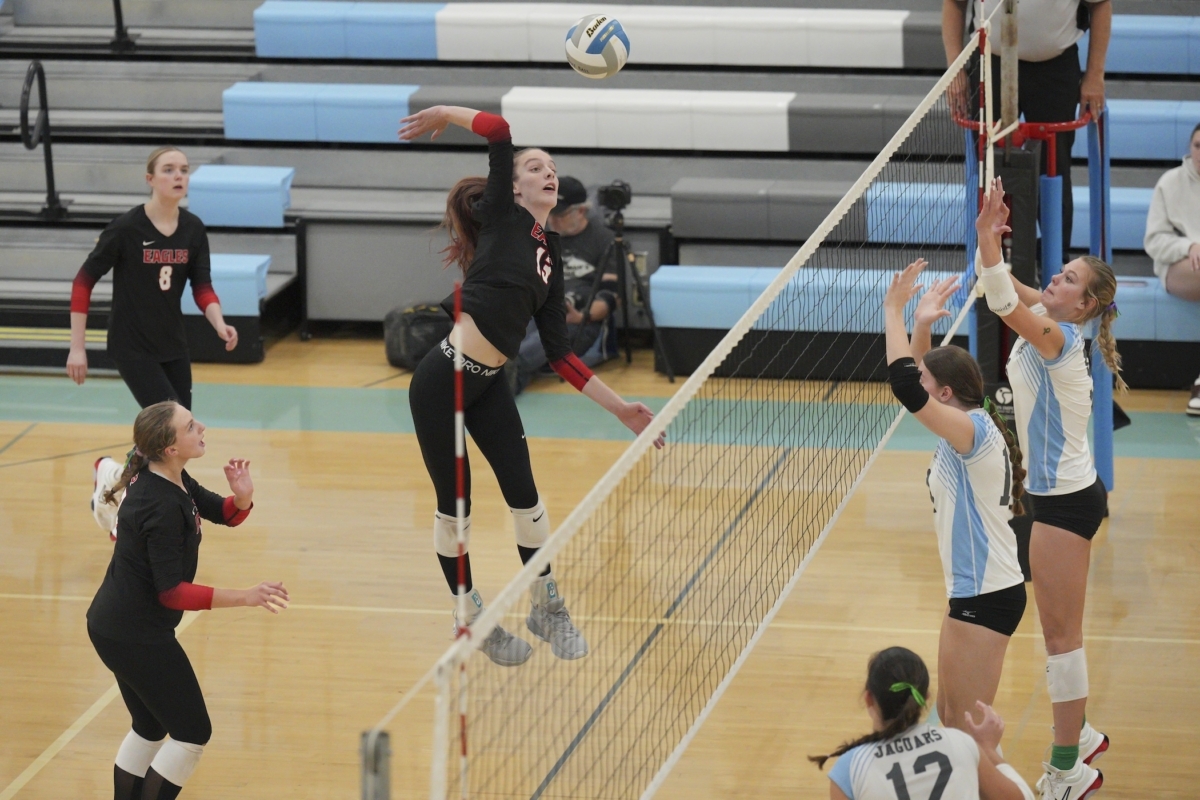 Eagles rally to top Bloomington Jefferson in four sets