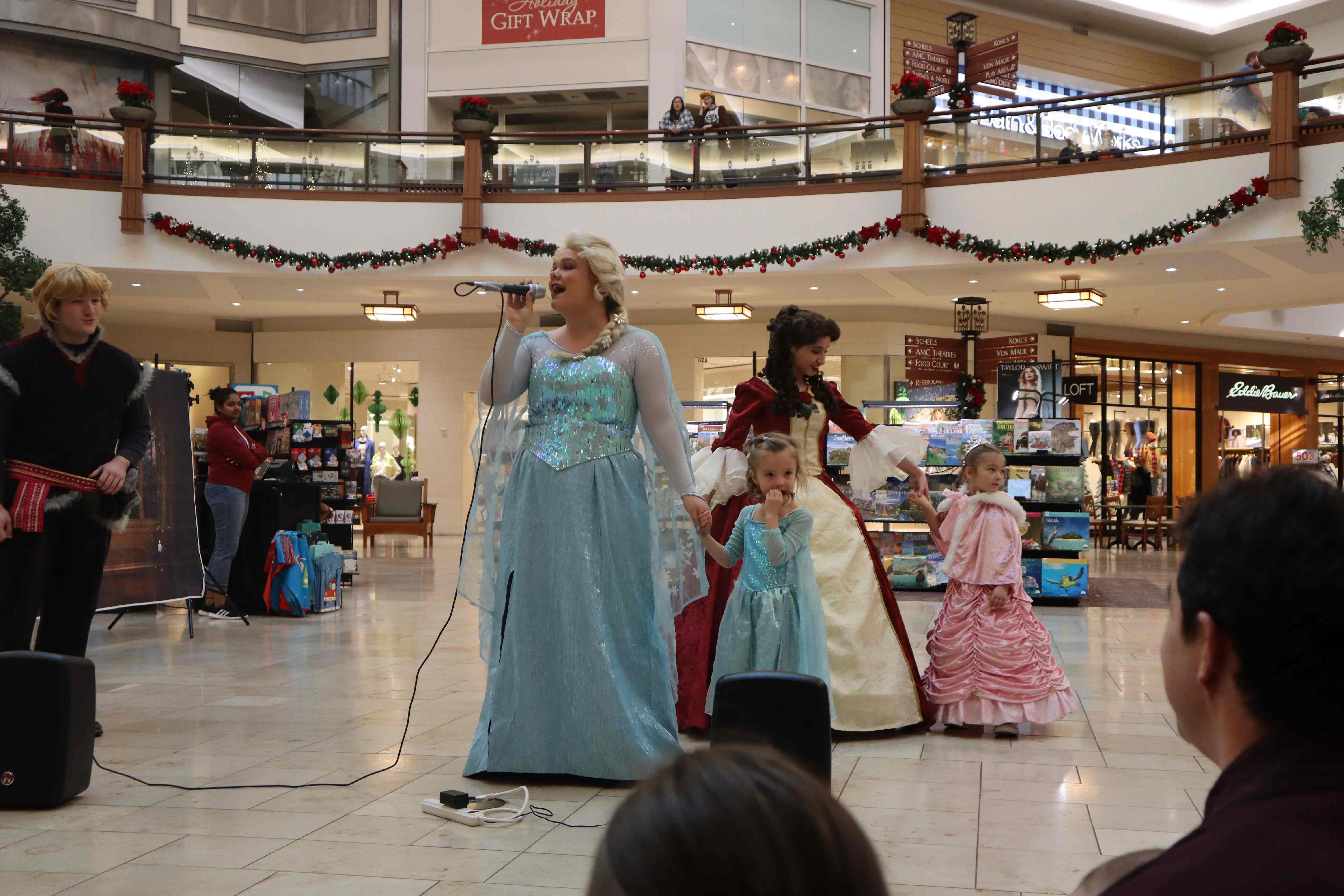 Winter Wonderland with Ice Queen and Princess