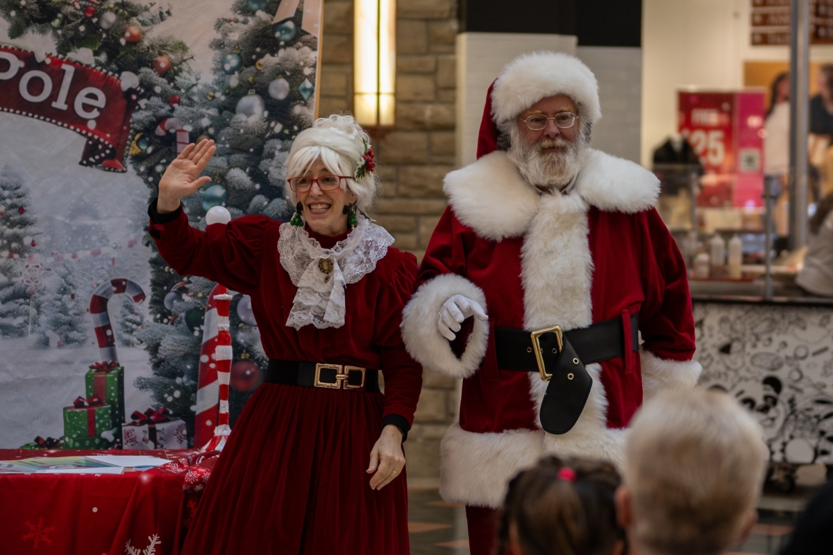 Santa and Mrs. Claus ring in the season at EP Center