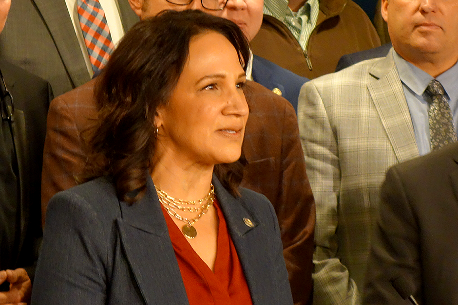 The House GOP will have more votes next Tuesday and can jettison a power-sharing agreement Republican Speaker-designate Lisa Demuth, center, reached with DFL leadership.