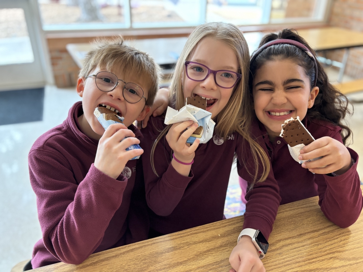 ISM students were all smiles as they enjoyed ice cream treats during Wellness Week. Photo by Sarah Bianucci / ISM